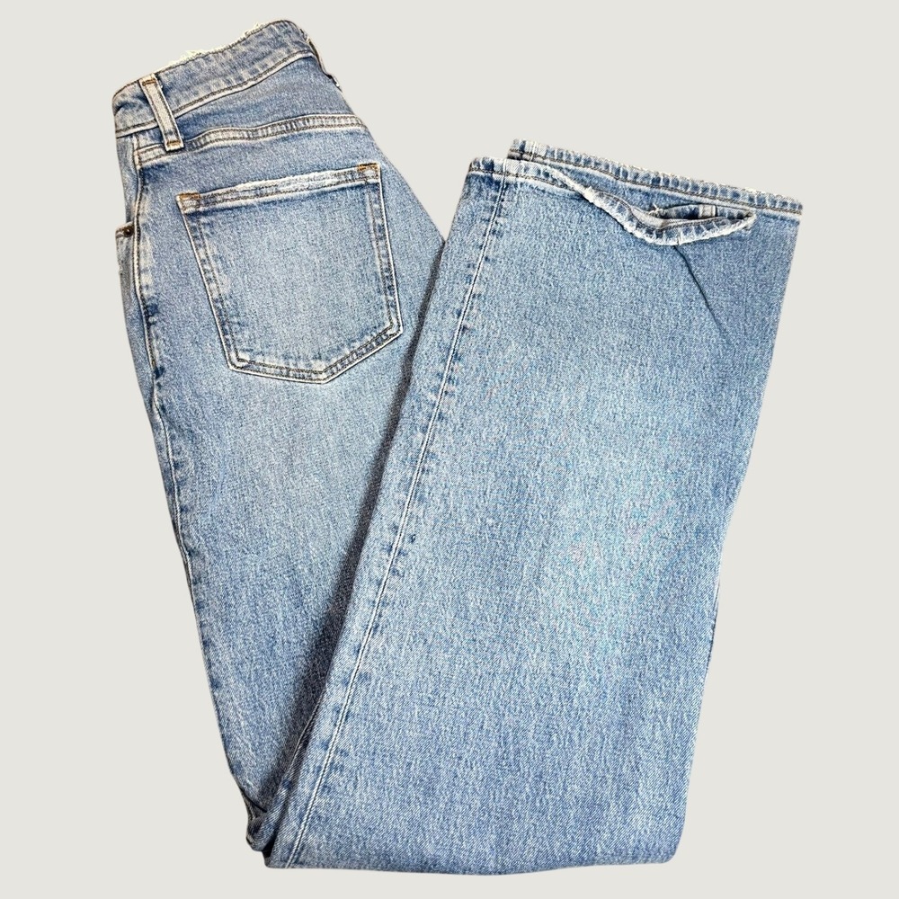 Abercrombie & Fitch The 90s Relaxed Jean High Rise Curve Love Light Wash 27 4L